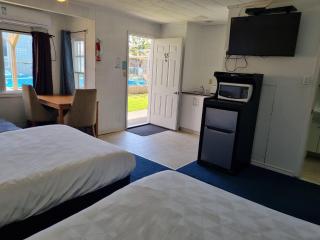 Manor Motel - Southampton - 9
