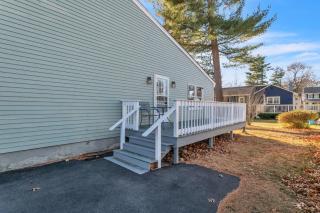 Private King Bedroom with Private Bath and Loft - Burlington - 8