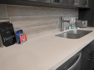 Experience the Best of Houston from our Modern Urban Oasis - 3