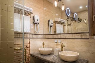 Villa Plaza Boutique Hotel & Spa - Prešov - 3