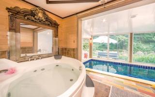 Gapyeong aqua velly poolvilla jeongaeksil poolvilla and spa - Gapyeong - 1