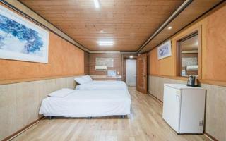 Jeju Joy Hill Pension - 2