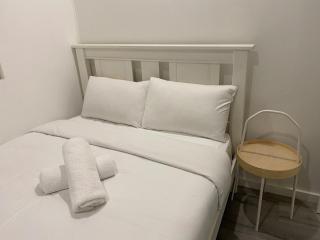 Burwood 2Br Lovely Apt Near Train - Sydney - 5