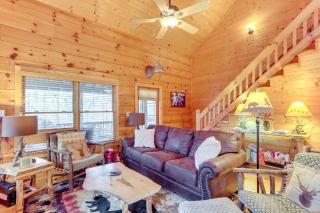Game Room and Hot Tub Cabin 9 Mi to Blue Ridge! - 6