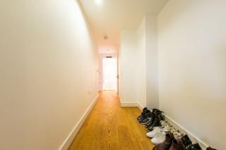By Brighton Station Parking Central Two Bedroom Apartment Balcony Flat Accommodating Four Guests - Brighton & Hove - 4