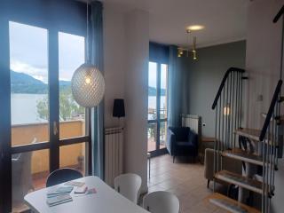 Nice appartment with terrace and stunning lake view - 8