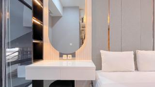 The Luxury Studio at Delft Ciputra Makassar Apartment By Travelio - 9