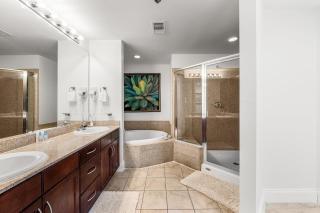 Amazing Beach Ocean View Condo! Free Beach ChairsService! Sleeps 8! by Dolce Vita Getaways PCB - 2