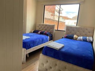 Divino y acogedor departamento con 3 dormitorios - Cuenca - 1