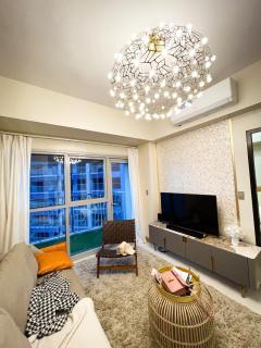 Luxurious 1BR in Bayshore w Sunset View near Okada - Manila - 7
