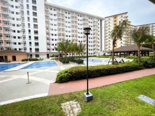 Luxurious 1BR in Bayshore w Sunset View near Okada - Manila - 3