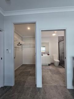 41RedPebbles Villa in Redlynch,Cairns QLD - Redlynch - 3