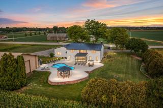 NFL Draft Sleeps 30 Large Family or Group Parties - 8