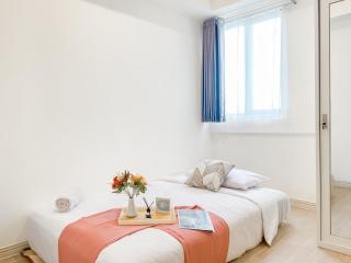 Good Place and Elegant 3BR Meikarta Apartment By Travelio - 6