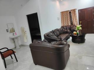 Sfs villa - - 4