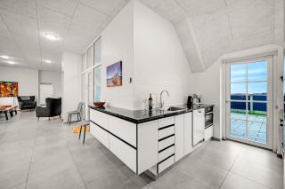 Beautiful Pool House With Outdoor Spa, Built In 2022 - 1