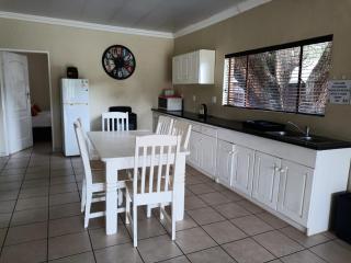 Riverside Lodge - Loerie - 3