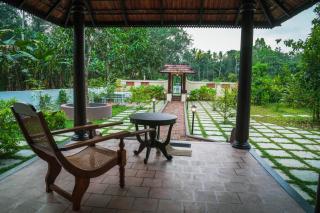 Bethel Heritage - Entire Premium Pool Villa - Kodanad - 5