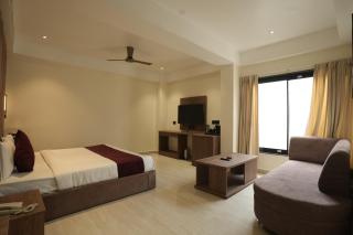 Hotel SS4 CRYSTALS - Lucknow - 9