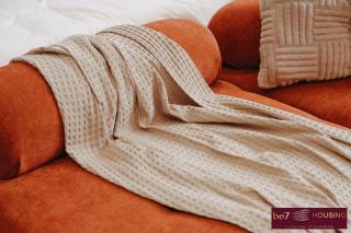 High Ser-Apt -Warmly & Spacious- Peaceful- Bathtub- Greenview- Nearly bus stop- 30mins by car to HanoiOldQuater - Vinhomes OceanPark - 1