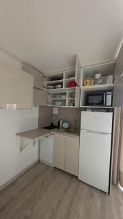 Cosy T2 refait à neuf climatisé, vue mer avec terrasse et jardin, Wifi piscine tennis et parking - Sète - 1