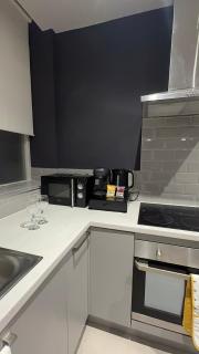 Cozy 1-Bedroom Getaway - Sheffield - 3