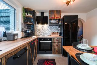 Deluxe House Maj - 9