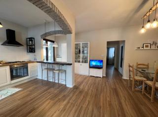 Villetta immersa nel verde - 6