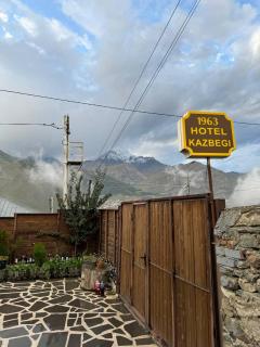 HOTEL KAZBEGI 1963 - 5