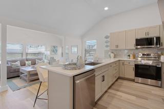 Coconut Sunsets A&B 2633 Estero Blvd home - Fort Myers Beach - 3