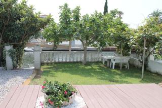148-Empurialola - Beautiful villa with pool and garden with mooring - Empuriabrava - 9