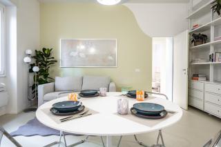 Design and Silence - Wide renovated apartment 2 stops form centrale - Milan - 2