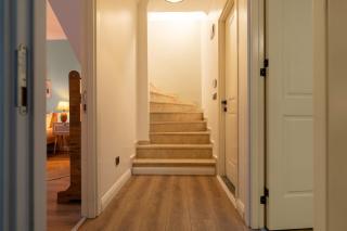 Luxury Scandinavian Design 2BR Duplex Near Tomtom - Istanbul - 4