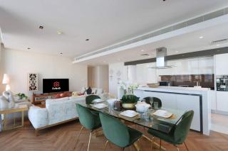 Livbnb - Ain Dubai Panorama, 3BR with Maid's Room - 6