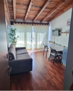 Civico288-Romantic Attic Near IEO-BOCCONI-F PRADA - 2