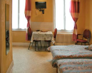 Charmant studio à Néris-les-Bains 20 m² avec jardin privé - Néris-les-Bains - 2