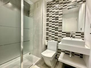 HostiGuest CoLiving León y Castillo - Las Palmas de Gran Canaria - 8