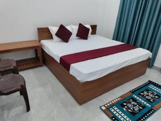 OnlyStay The Ashoka Palace Near Ram Mandir - 9
