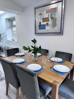 Modern garden retreat near WFJ, 3Bedrooms with ensuite and parking - Watford - 0