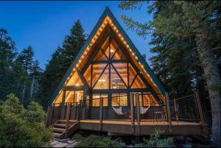 Mountain Modern The Tahoe A-Frame w Private Pier - 7