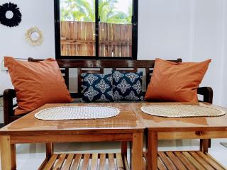 Seaside Villa with private Garden in Siargao - 8