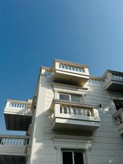 Nirvana Lawn - 1