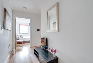 Cosy One bedroom flat opposite station - Londra - 5