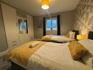 Badgers House - 6 Bedrooms, Sleeps 14, Parking, Wifi - Wroughton - 7