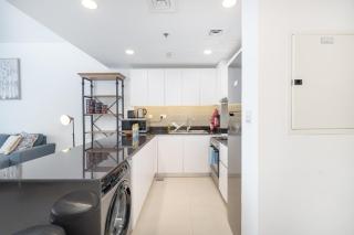 Elegant 2-Bedroom Apartment in Dubai South Close to Expo 2020 - Dubai - 5