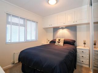 Un Diwrnod One Day The Warren T22 - 1