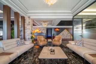 Peony Palace Hotel - 8