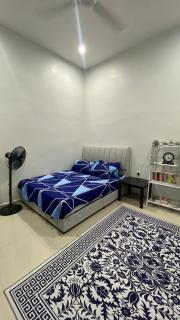 D Cahaya Homestay - 2