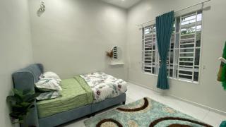 D Cahaya Homestay - 1