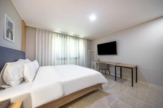 Brown Dot Hotel Angang - Gyeongju - 3